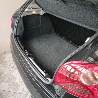 PEUGEOT-207-2009
