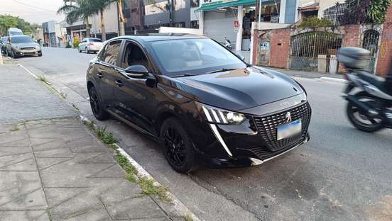 PEUGEOT-208-2022