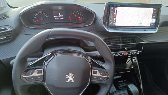 PEUGEOT-208-2022