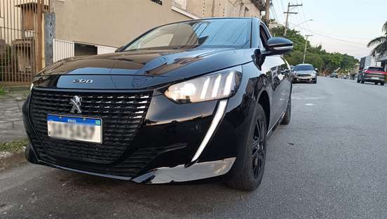 PEUGEOT-208-2022