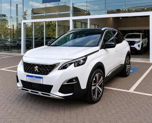 PEUGEOT-3008-2018