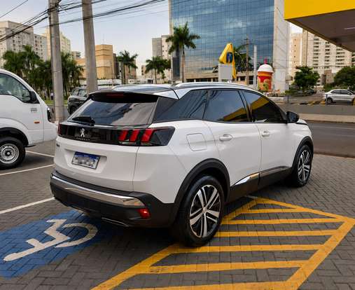PEUGEOT-3008-2018
