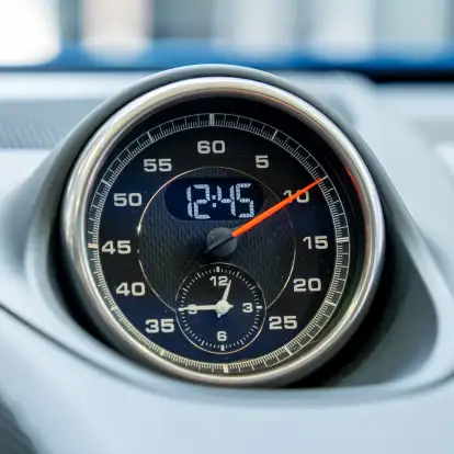 PORSCHE-718-2024