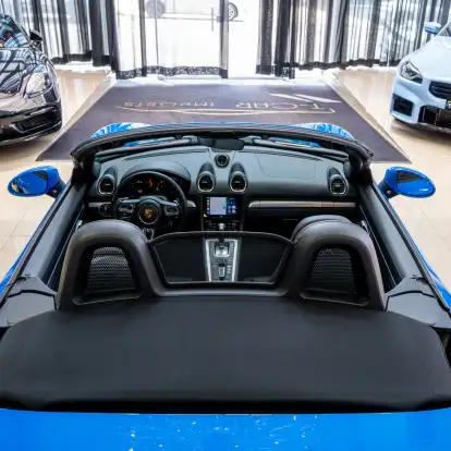 PORSCHE-718-2024
