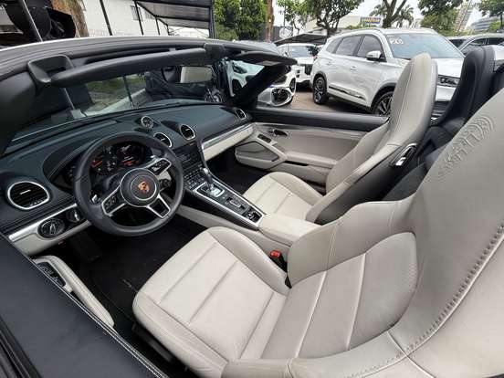 PORSCHE-718-2024