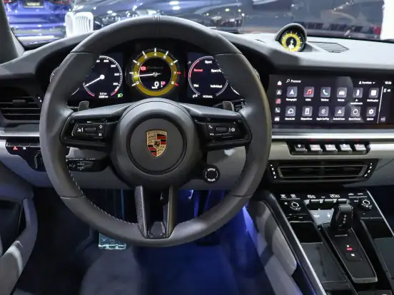PORSCHE-911-2024
