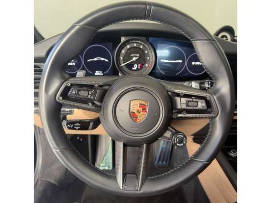 PORSCHE-911-2023