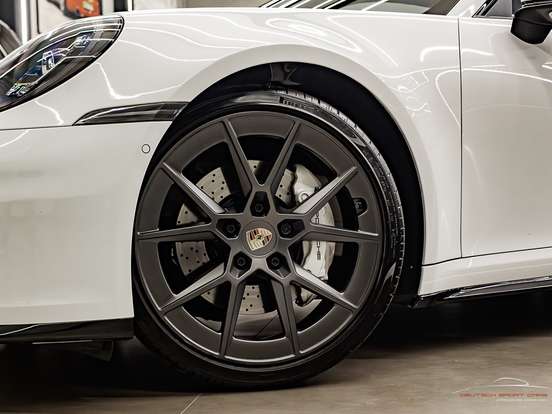 PORSCHE-911-2025
