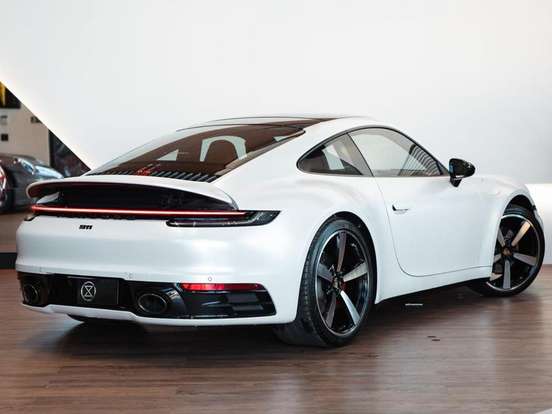 PORSCHE-911-2022