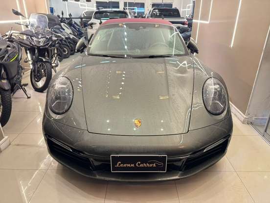 PORSCHE-911-2020