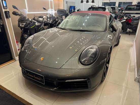 PORSCHE-911-2020