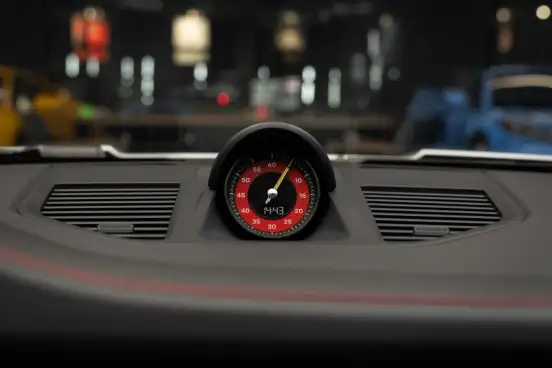PORSCHE-911-2021