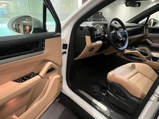 PORSCHE-CAYENNE-2026
