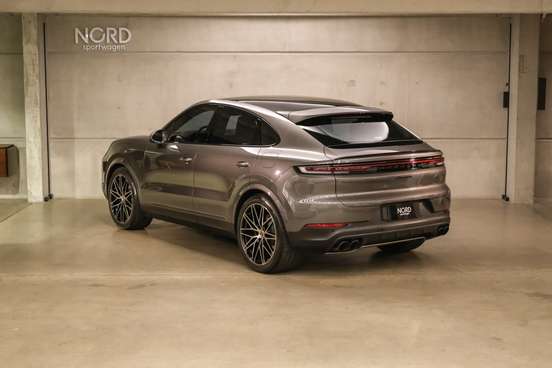 PORSCHE-CAYENNE-2025