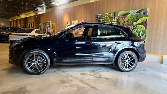 PORSCHE-MACAN-2025