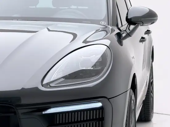 PORSCHE-MACAN-2022