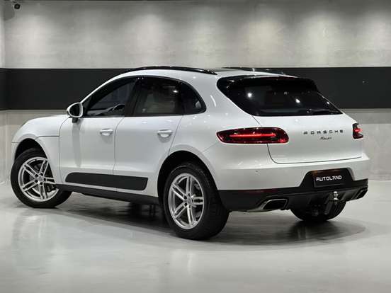 PORSCHE-MACAN-2.0 16V GASOLINA 4P AUTOMÁTICO PORSCHE-MACAN-2017