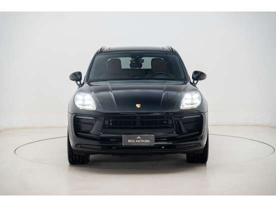 PORSCHE-MACAN-2025