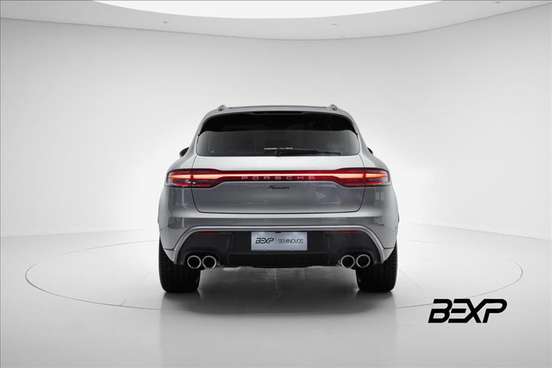 PORSCHE-MACAN-2024