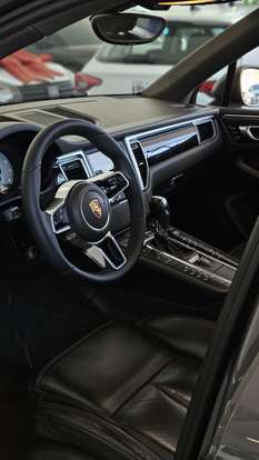 PORSCHE-MACAN-2015