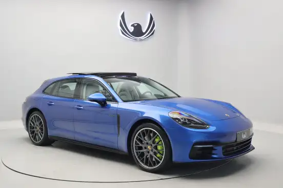 PORSCHE-PANAMERA-2018