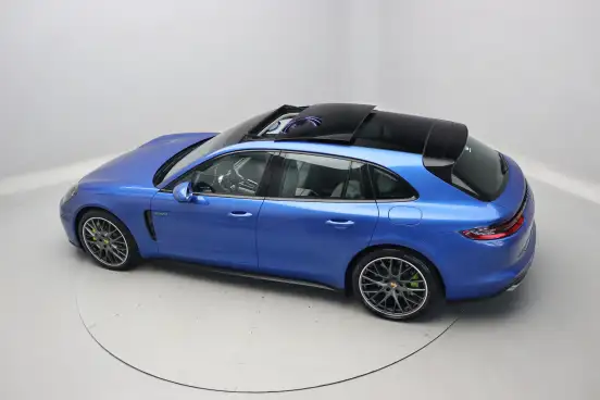 PORSCHE-PANAMERA-2018