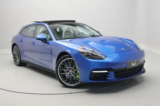 PORSCHE-PANAMERA-2018