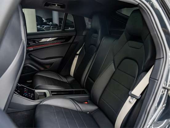 PORSCHE-PANAMERA-2025