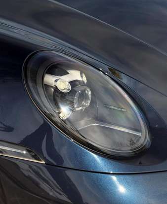 PORSCHE-911-2020