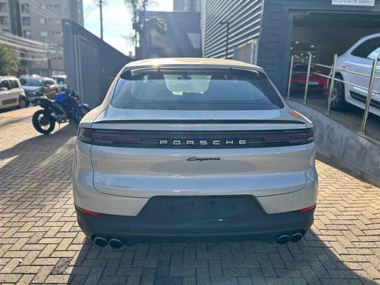 PORSCHE-CAYENNE-2025