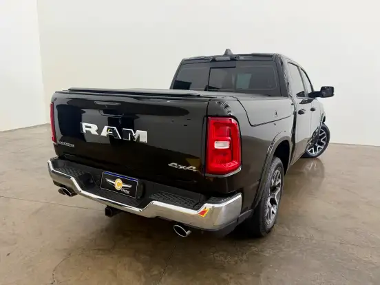 RAM-1500-3.0 HURRICANE 6 BITURBO GASOLINA LARAMIE CD 4X4 AUTOMÁTICO RAM-1500-2024