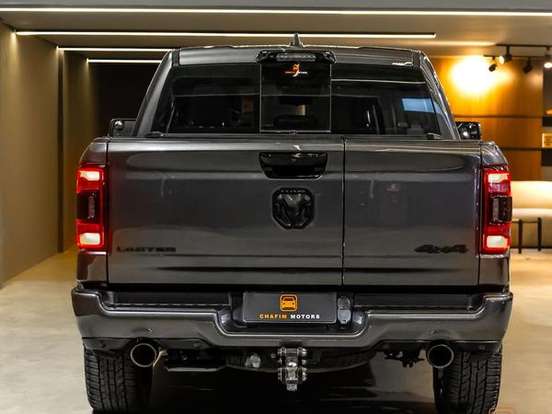 RAM-1500-5.7 V8 GASOLINA LIMITED NIGHT EDITION CD 4X4 AUTOMÁTICO RAM-1500-2023