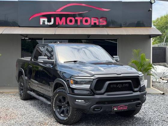 RAM 1500 5.7 V8 GASOLINA REBEL CD 4X4 AUTOMÁTICO
