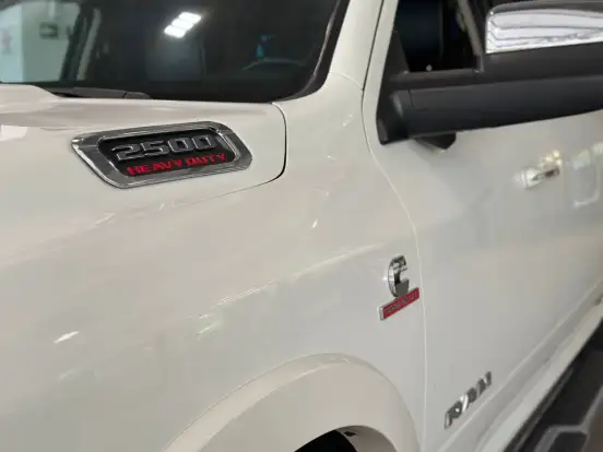 RAM-2500-6.7 I6 TURBO DIESEL LARAMIE CD 4X4 AUTOMÁTICO RAM-2500-2022
