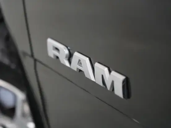 RAM-2500-6.7 I6 TURBO DIESEL LARAMIE CD 4X4 AUTOMÁTICO RAM-2500-2023
