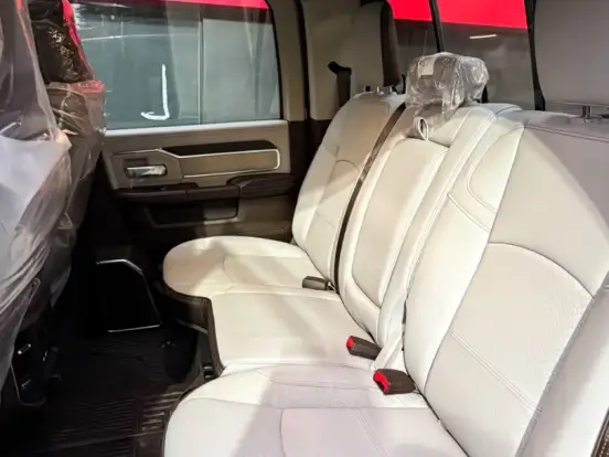 RAM-2500-6.7 I6 TURBO DIESEL LARAMIE CD 4X4 AUTOMÁTICO RAM-2500-2026