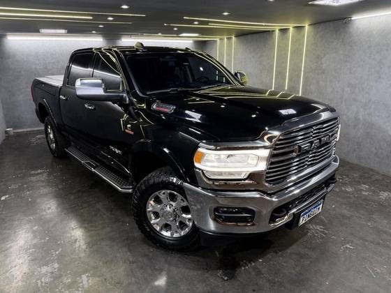 RAM 2500 6.7 I6 TURBO DIESEL LARAMIE CD 4X4 AUTOMÁTICO