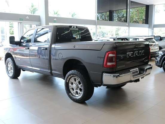 RAM-2500-6.7 I6 TURBO DIESEL LARAMIE CD 4X4 AUTOMÁTICO RAM-2500-2023