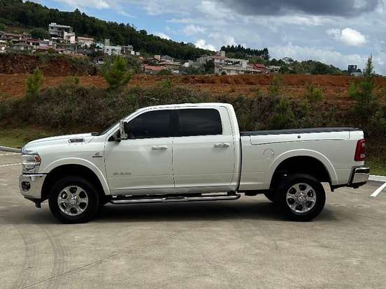 RAM-2500-6.7 I6 TURBO DIESEL LARAMIE CD 4X4 AUTOMÁTICO RAM-2500-2020
