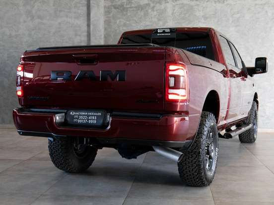 RAM-2500-6.7 I6 TURBO DIESEL LARAMIE NIGHT EDITION CD 4X4 AUTOMÁTICO RAM-2500-2023
