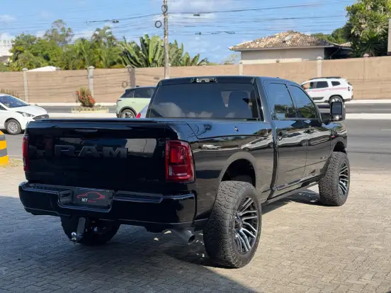RAM-3500-6.7 I6 TURBO DIESEL LARAMIE NIGHT EDITION CD 4X4 AUTOMÁTICO RAM-3500-2025