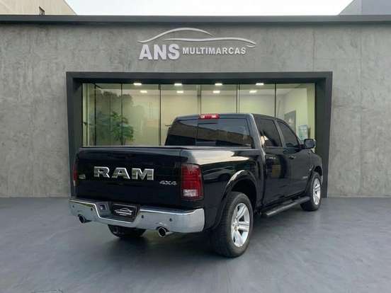 RAM-CLASSIC-5.7 V8 GASOLINA LARAMIE CD 4X4 AUTOMÁTICO RAM-CLASSIC-2022