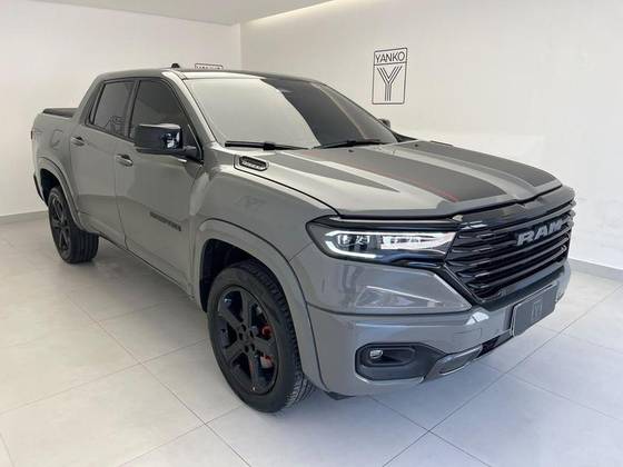 RAM RAMPAGE 2.0 HURRICANE 4 TURBO GASOLINA R/T 4X4 AUTOMÁTICO