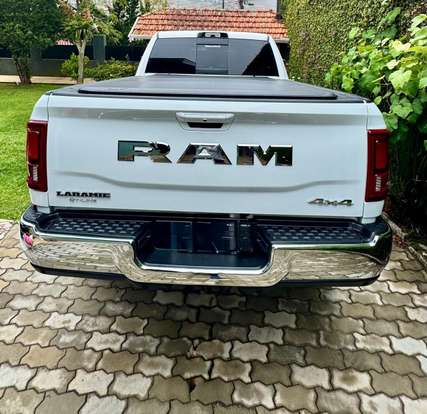 RAM-2500-6.7 I6 TURBO DIESEL LARAMIE CD 4X4 AUTOMÁTICO RAM-2500-2025