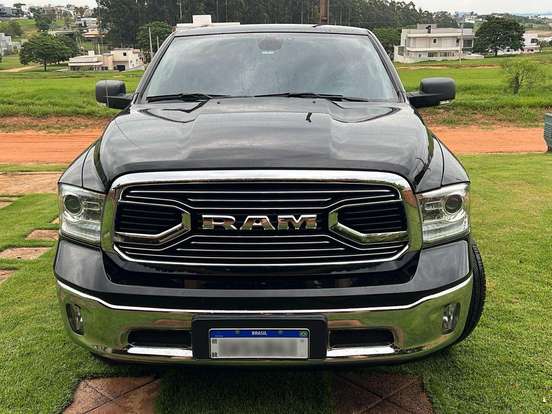 RAM-CLASSIC-5.7 V8 GASOLINA LARAMIE CD 4X4 AUTOMÁTICO RAM-CLASSIC-2023