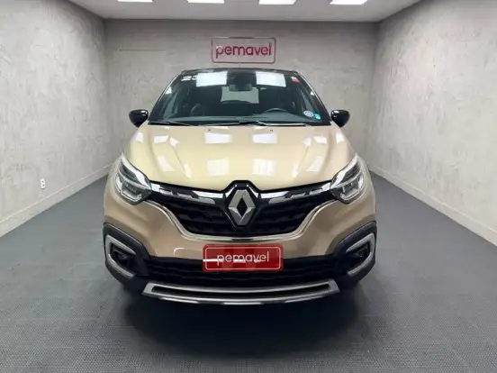 RENAULT-CAPTUR-2022