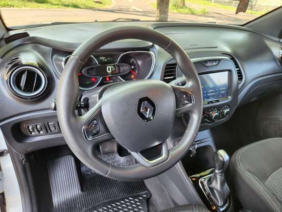 RENAULT-CAPTUR-2020