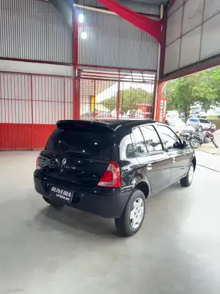 RENAULT-CLIO-2016