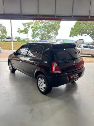 RENAULT-CLIO-2016