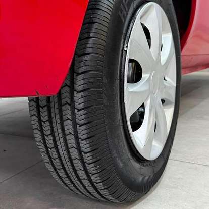 RENAULT-CLIO-2012